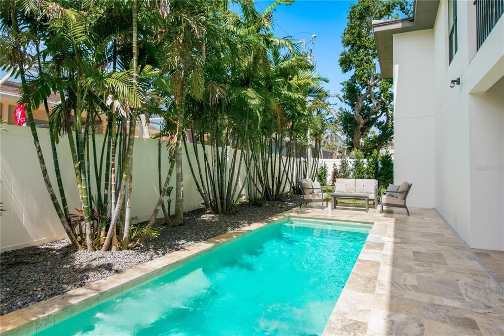 En Venta: $3,990,000 (5 camas, 4 baños, 4910 Pies cuadrados)