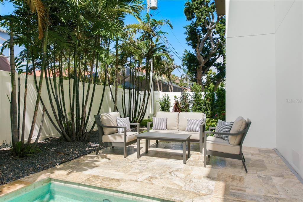 En Venta: $3,990,000 (5 camas, 4 baños, 4910 Pies cuadrados)