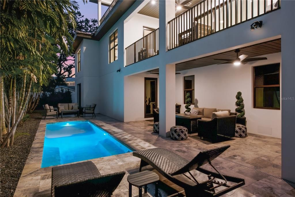 En Venta: $3,990,000 (5 camas, 4 baños, 4910 Pies cuadrados)