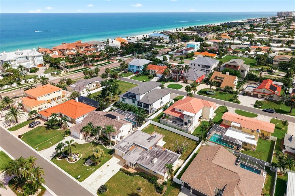 En Venta: $3,990,000 (5 camas, 4 baños, 4910 Pies cuadrados)