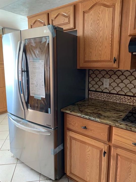 For Sale: $439,000 (2 beds, 2 baths, 1900 Square Feet)