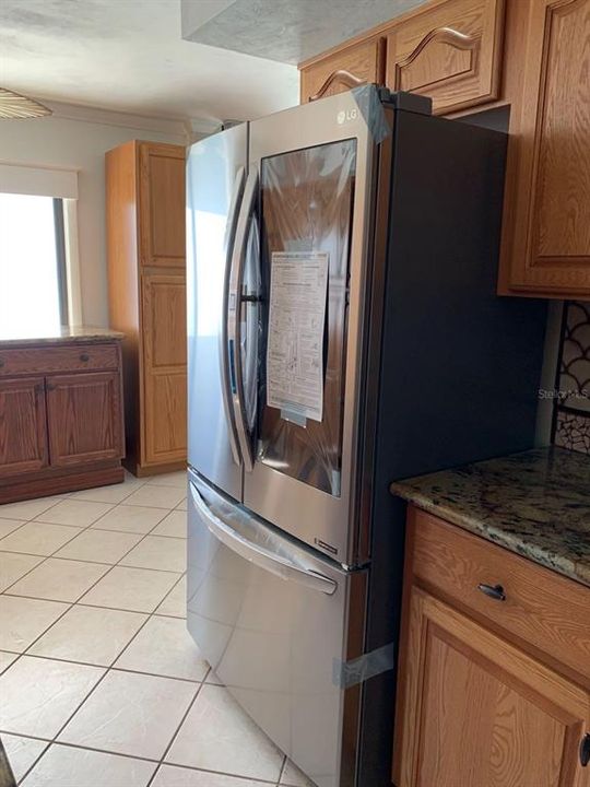 For Sale: $439,000 (2 beds, 2 baths, 1900 Square Feet)