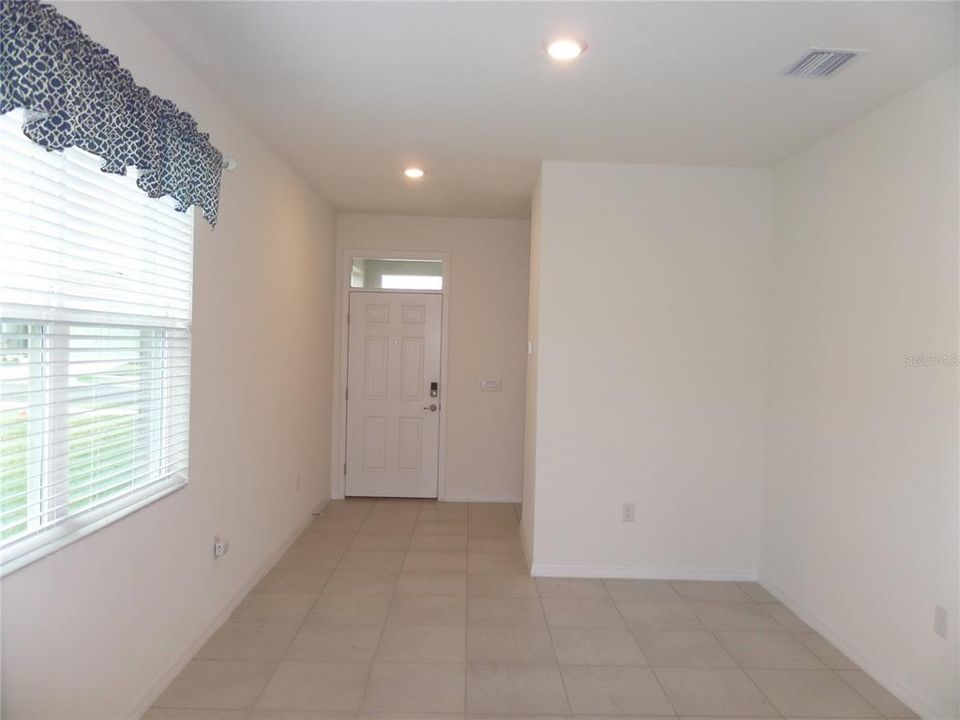 For Rent: $1,847 (3 beds, 2 baths, 1504 Square Feet)