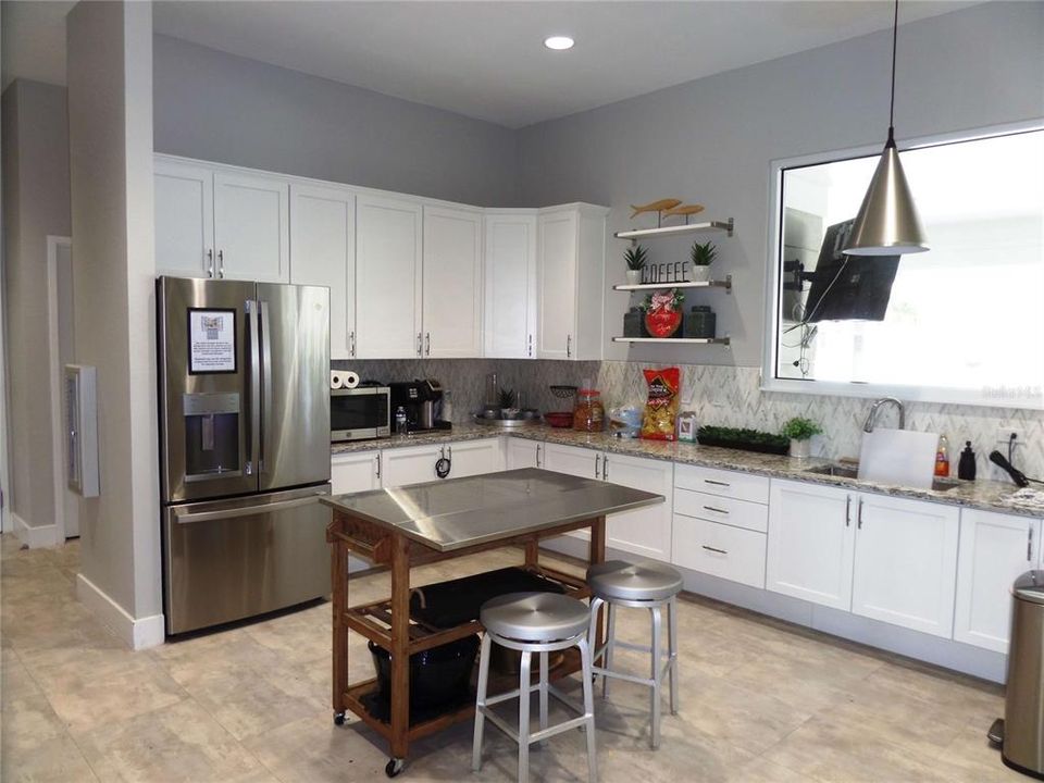 For Rent: $1,847 (3 beds, 2 baths, 1504 Square Feet)