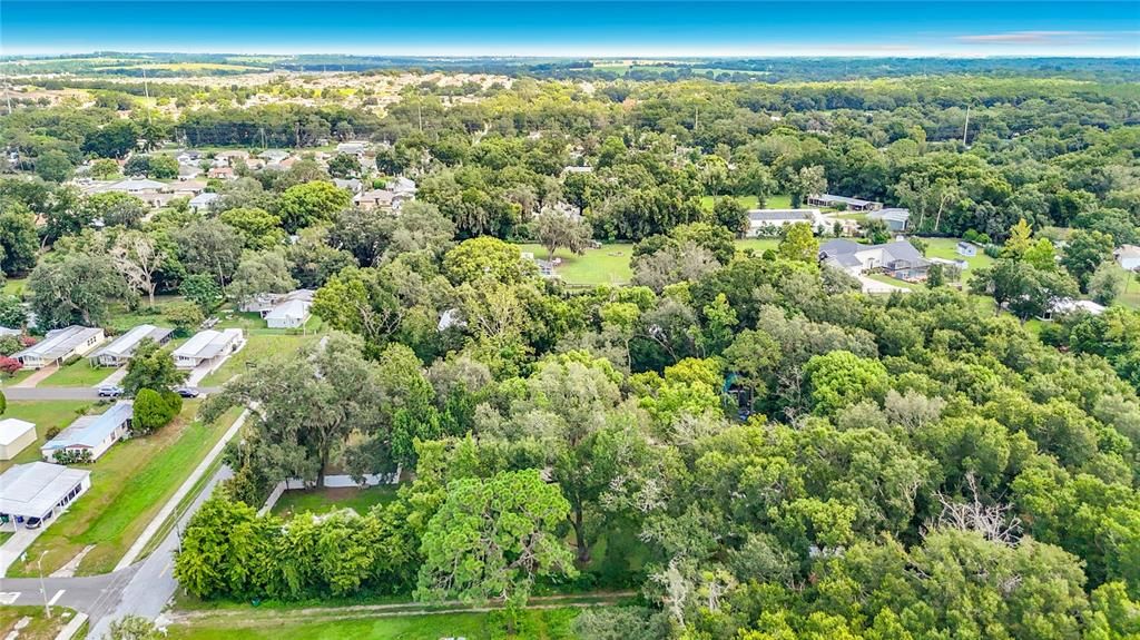 待售: $324,900 (1.42 acres)