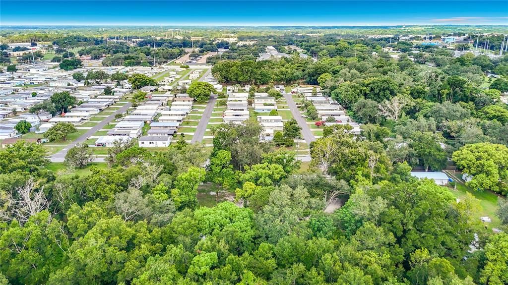 待售: $324,900 (1.42 acres)