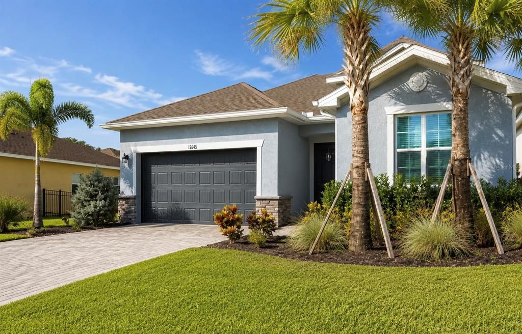 For Rent: $2,500 (4 beds, 3 baths, 2032 Square Feet)
