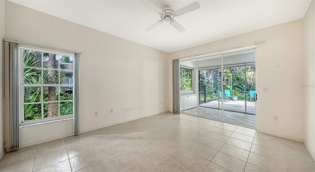 For Sale: $525,000 (3 beds, 2 baths, 2200 Square Feet)