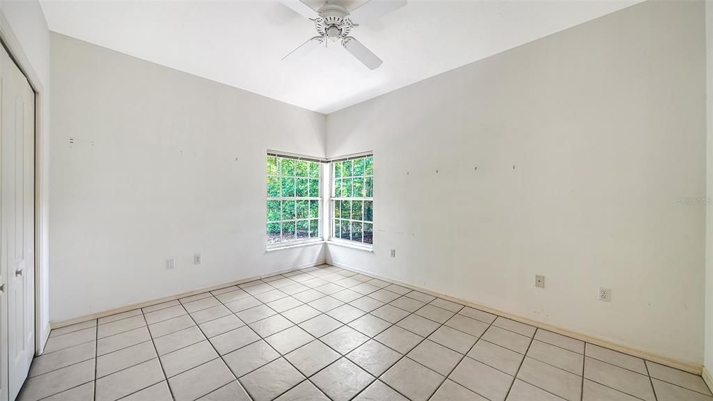 For Sale: $525,000 (3 beds, 2 baths, 2200 Square Feet)