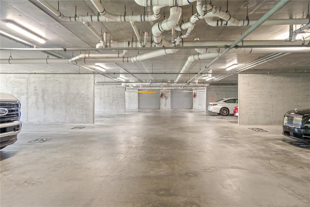 На продажу: $599,900 (2 спален, 2 ванн, 1334 Квадратных фут)