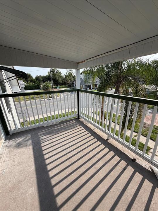 For Rent: $2,150 (3 beds, 1 baths, 1095 Square Feet)