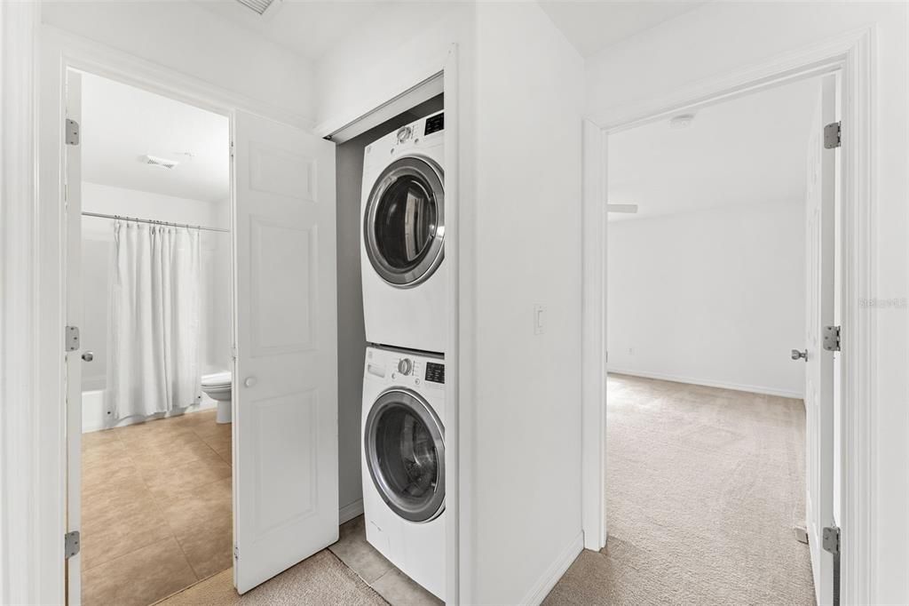 For Rent: $2,600 (3 beds, 2 baths, 1566 Square Feet)