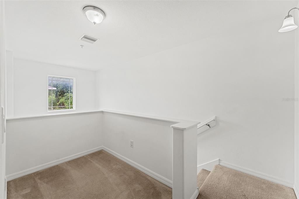 For Rent: $2,600 (3 beds, 2 baths, 1566 Square Feet)