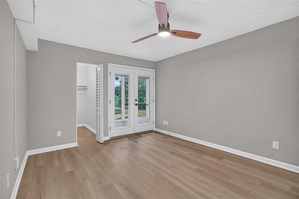 Active With Contract: $108,540 (1 beds, 1 baths, 790 Square Feet)