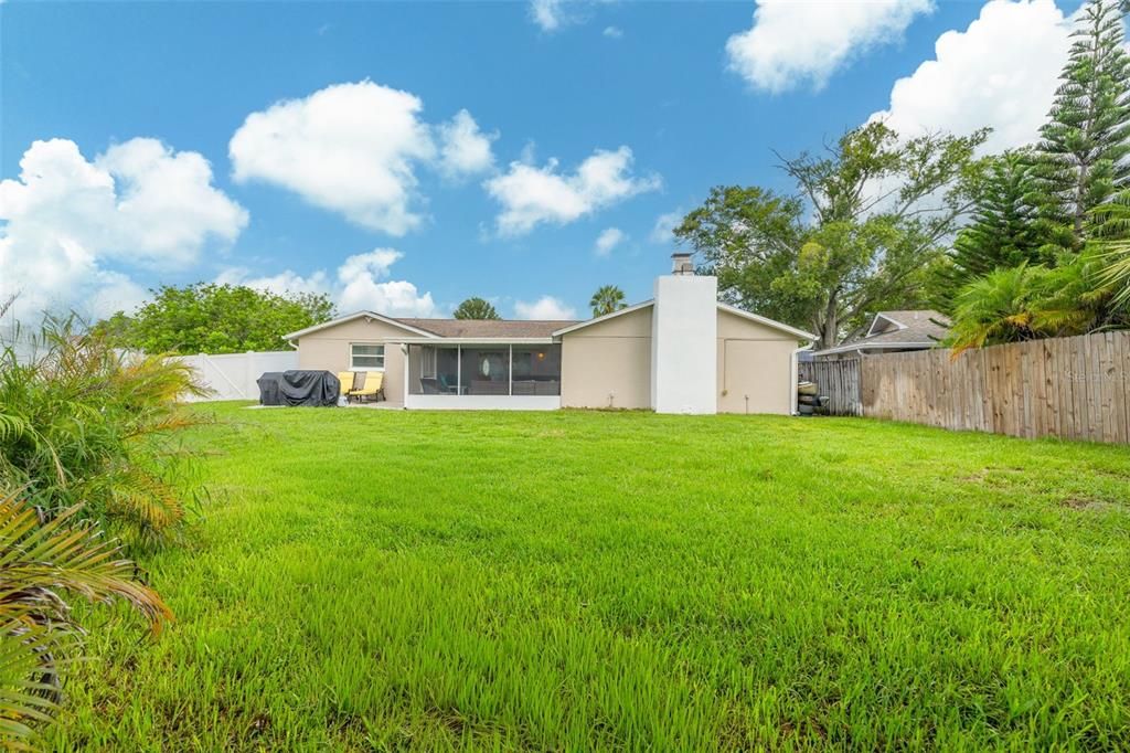 En Venta: $323,000 (3 camas, 2 baños, 1744 Pies cuadrados)