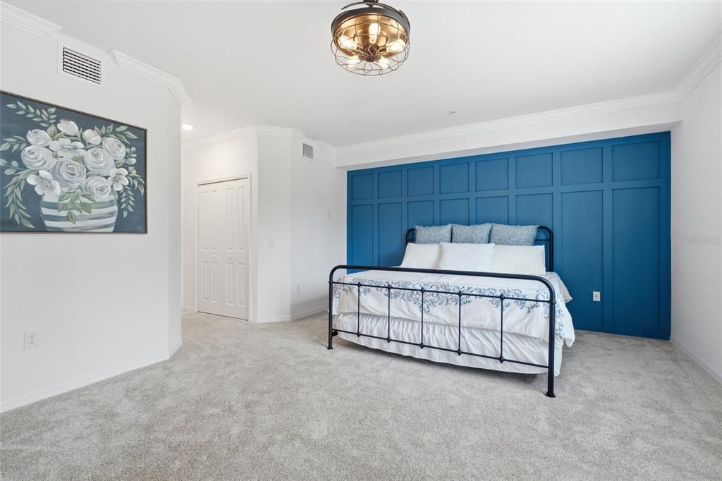 For Sale: $449,000 (3 beds, 2 baths, 1917 Square Feet)