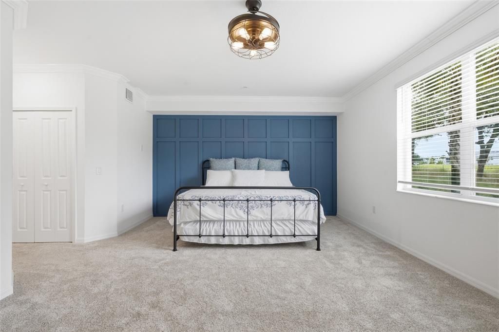 For Sale: $449,000 (3 beds, 2 baths, 1917 Square Feet)