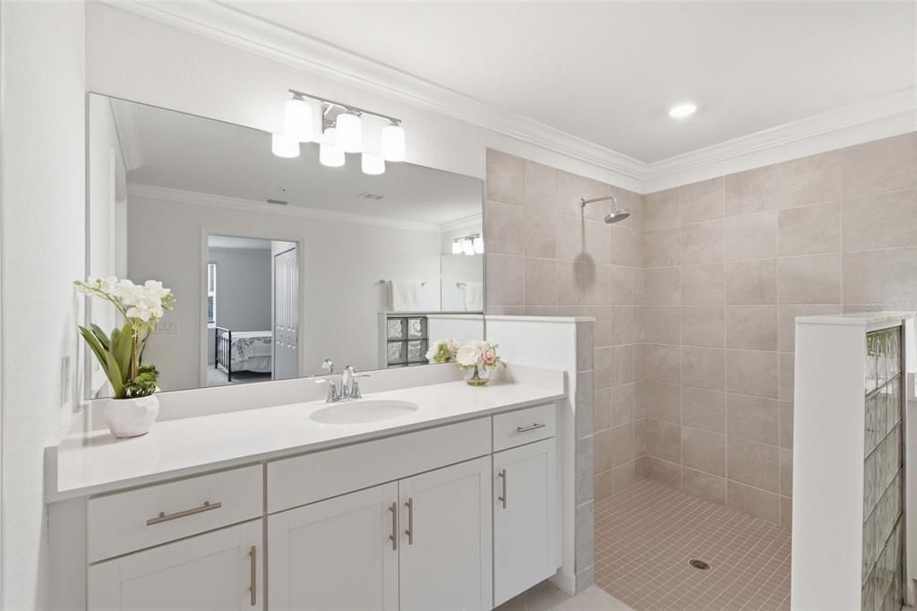 For Sale: $449,000 (3 beds, 2 baths, 1917 Square Feet)