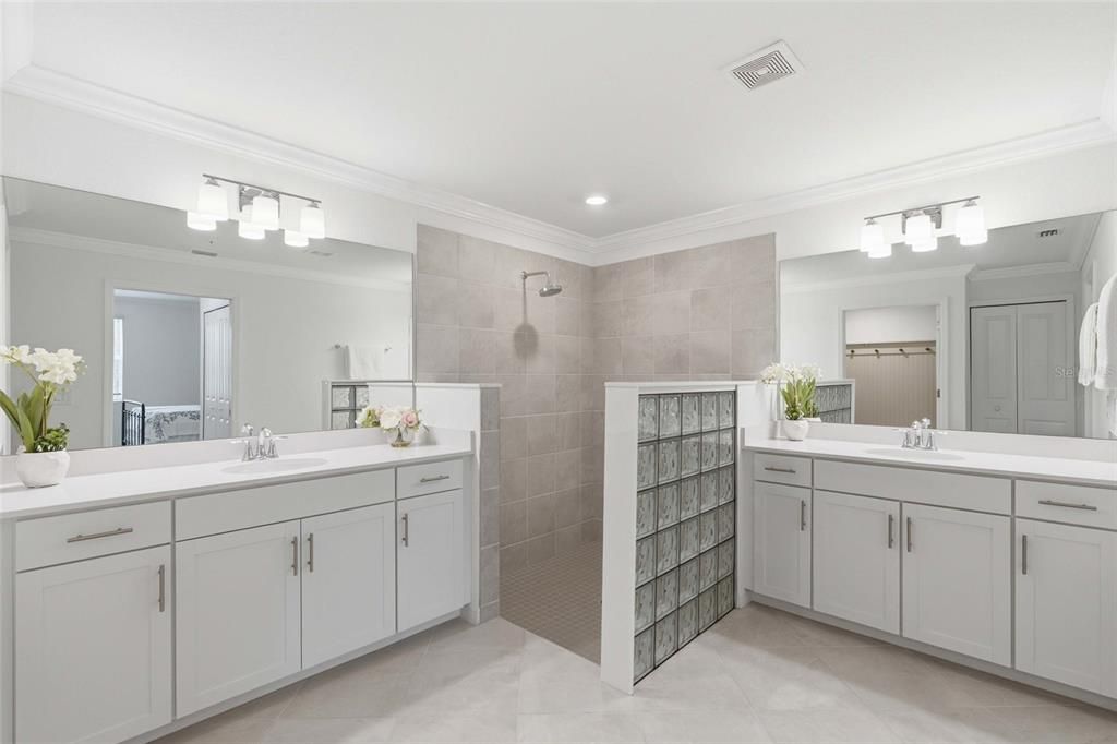 For Sale: $449,000 (3 beds, 2 baths, 1917 Square Feet)