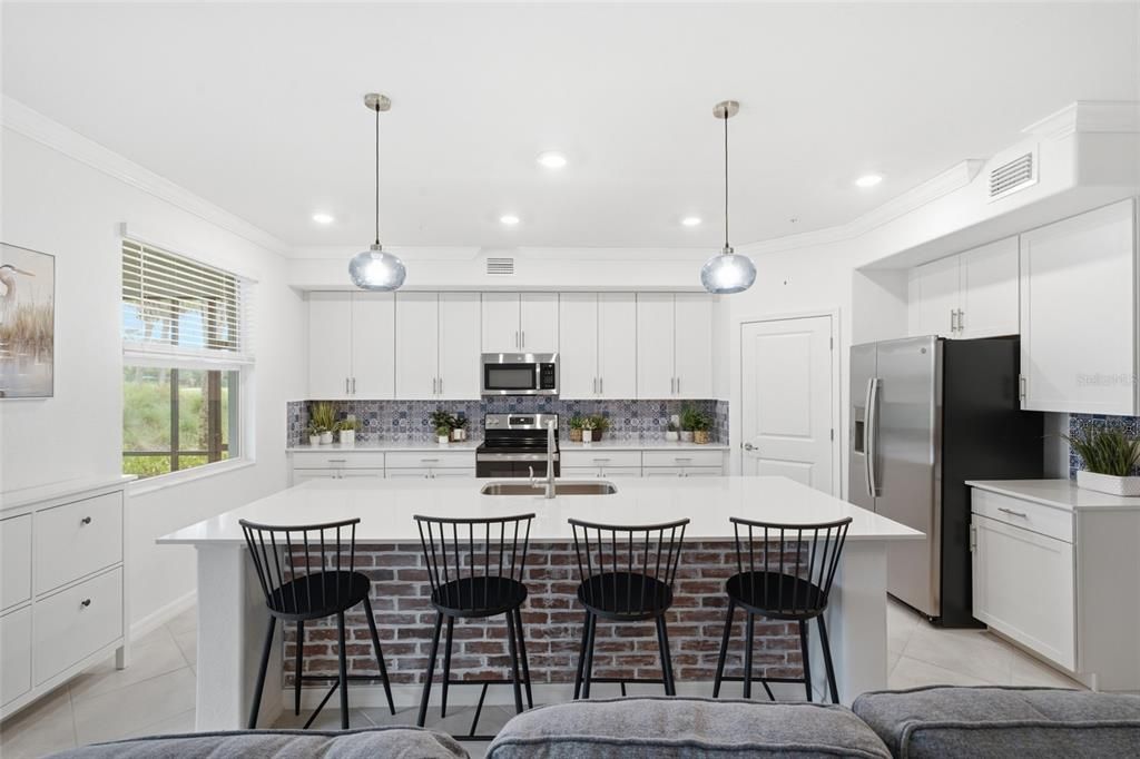 For Sale: $449,000 (3 beds, 2 baths, 1917 Square Feet)