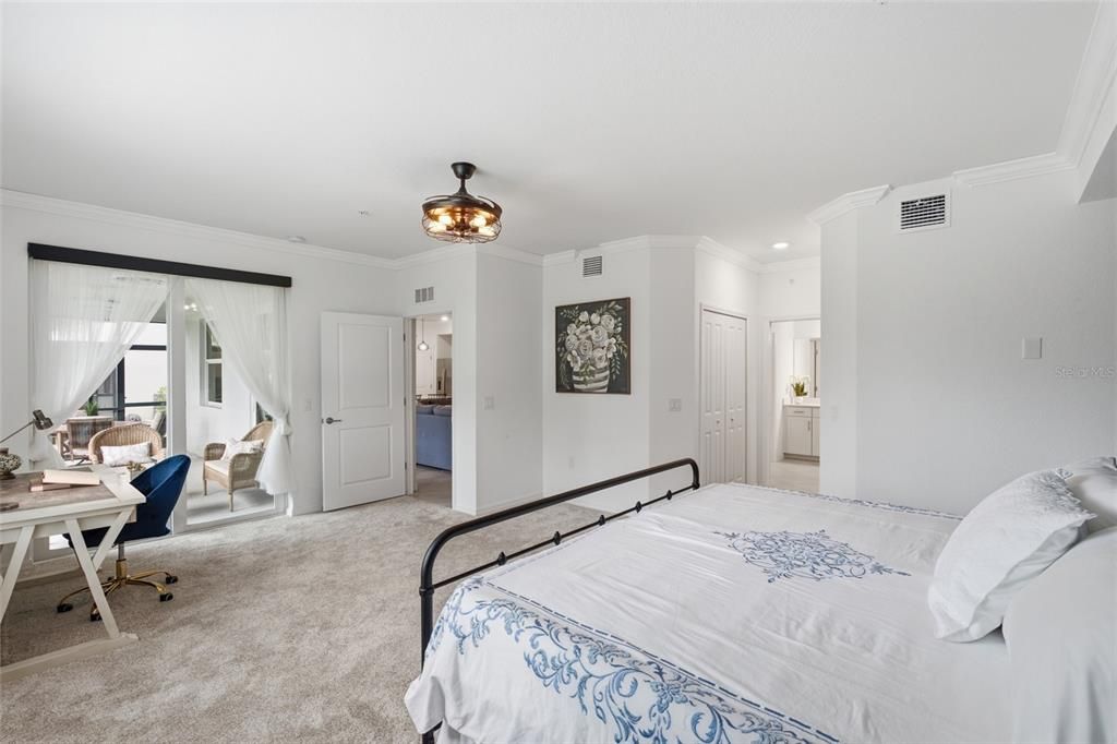 For Sale: $449,000 (3 beds, 2 baths, 1917 Square Feet)