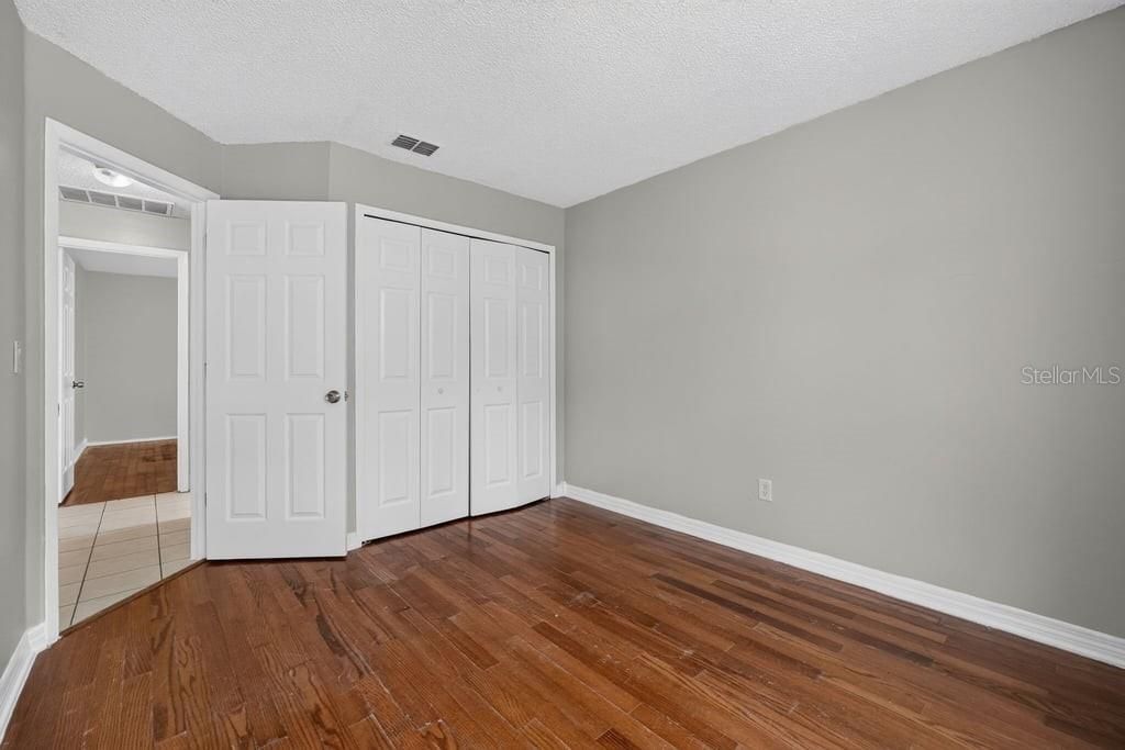 For Sale: $365,000 (4 beds, 2 baths, 1528 Square Feet)