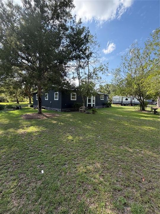 For Sale: $250,000 (3 beds, 2 baths, 1344 Square Feet)