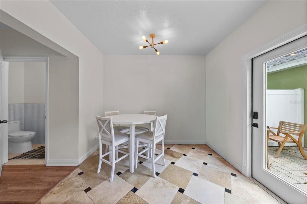 En Venta: $309,000 (2 camas, 2 baños, 1234 Pies cuadrados)
