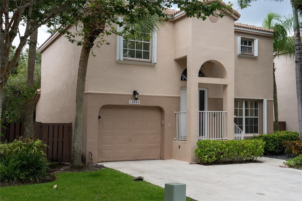 For Sale: $610,000 (3 beds, 2 baths, 1484 Square Feet)
