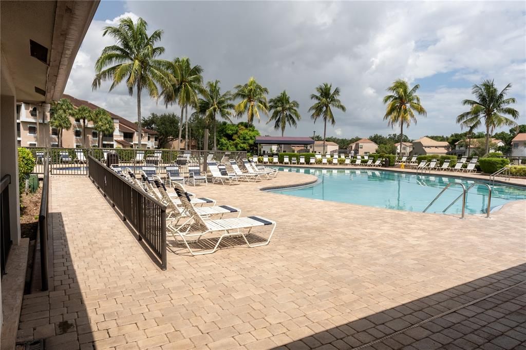 For Sale: $610,000 (3 beds, 2 baths, 1484 Square Feet)