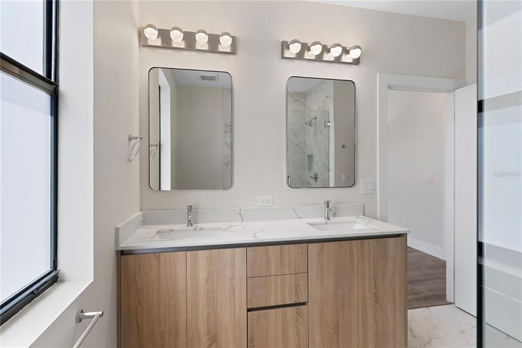 For Sale: $610,000 (4 beds, 3 baths, 2143 Square Feet)