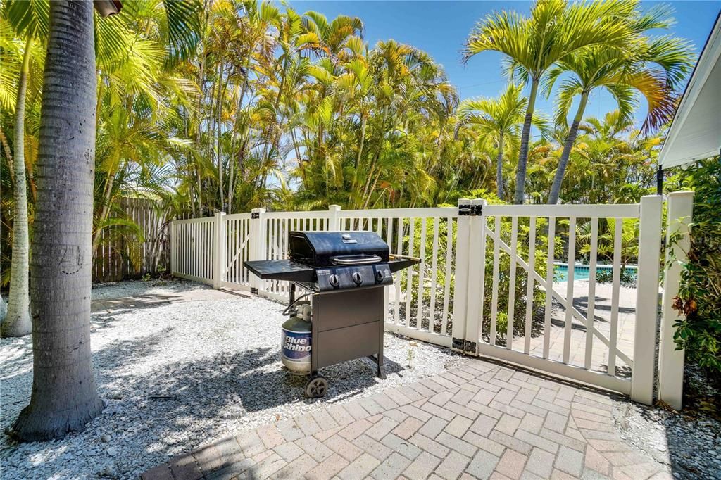 For Sale: $1,950,000 (4 beds, 0 baths, 1416 Square Feet)
