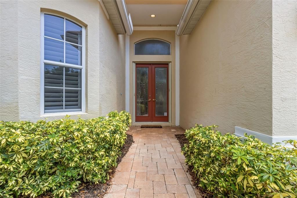 For Sale: $739,000 (3 beds, 2 baths, 2328 Square Feet)