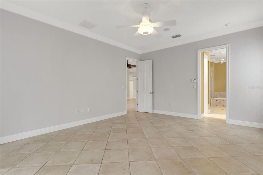For Sale: $739,000 (3 beds, 2 baths, 2328 Square Feet)