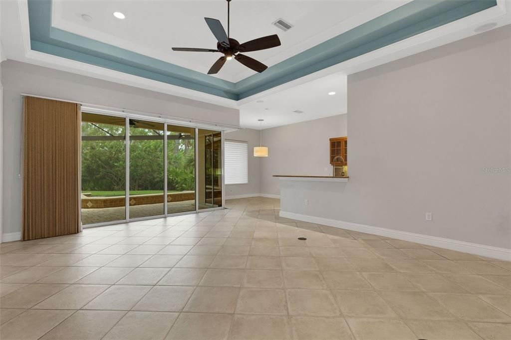 For Sale: $739,000 (3 beds, 2 baths, 2328 Square Feet)