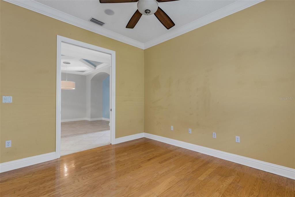 For Sale: $739,000 (3 beds, 2 baths, 2328 Square Feet)