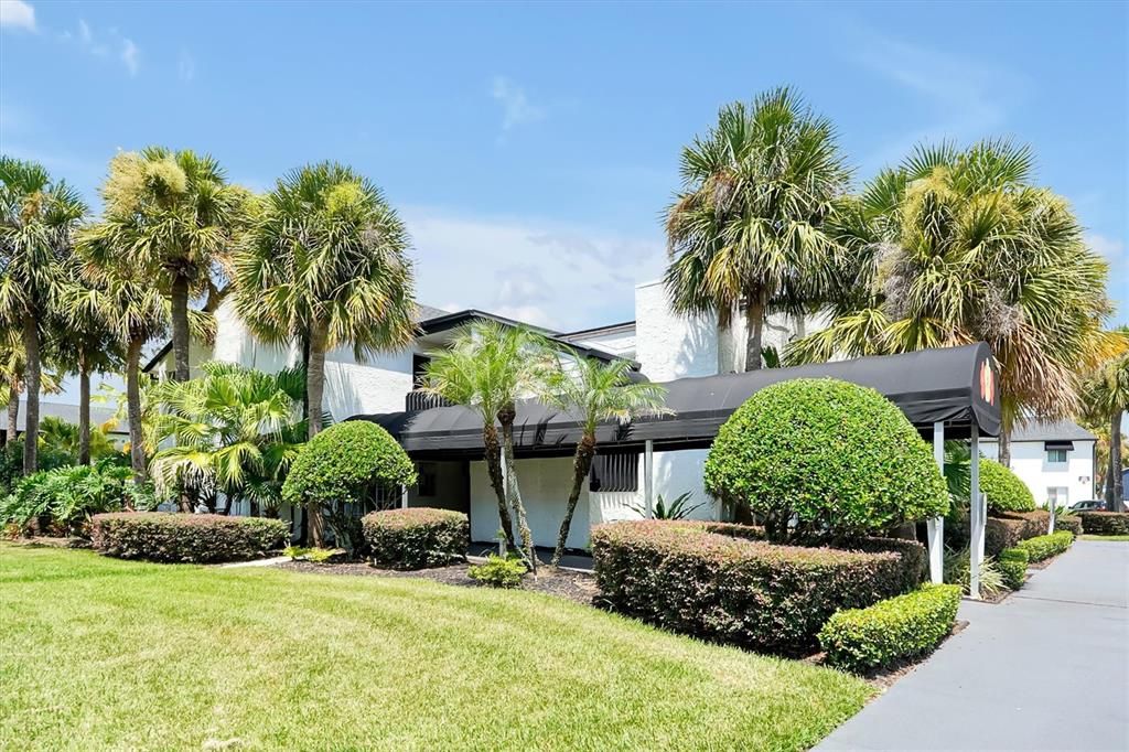 For Sale: $220,000 (3 beds, 2 baths, 1426 Square Feet)