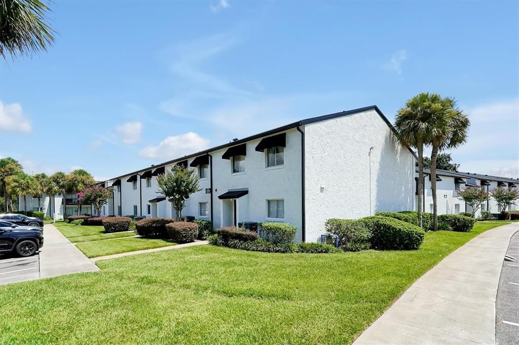 For Sale: $220,000 (3 beds, 2 baths, 1426 Square Feet)