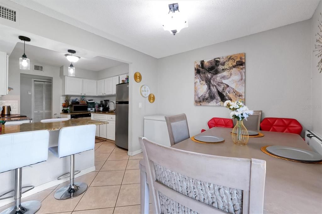 For Sale: $220,000 (3 beds, 2 baths, 1426 Square Feet)
