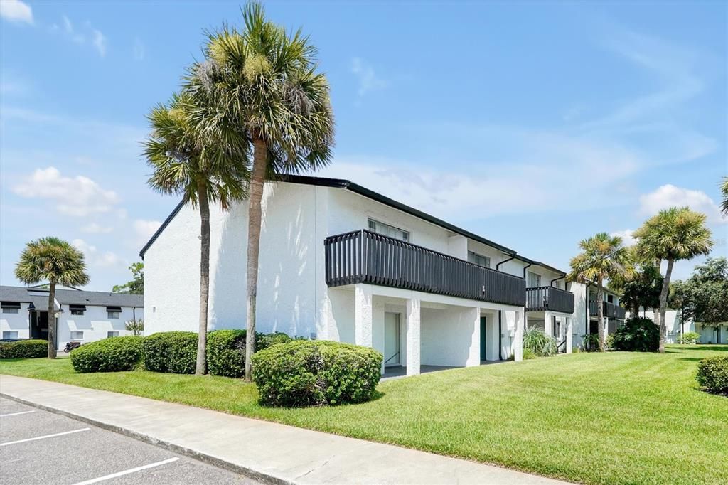 For Sale: $220,000 (3 beds, 2 baths, 1426 Square Feet)