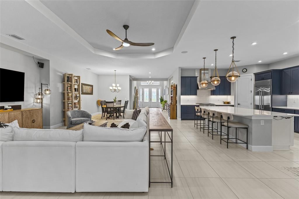 For Sale: $1,075,000 (3 beds, 3 baths, 3142 Square Feet)