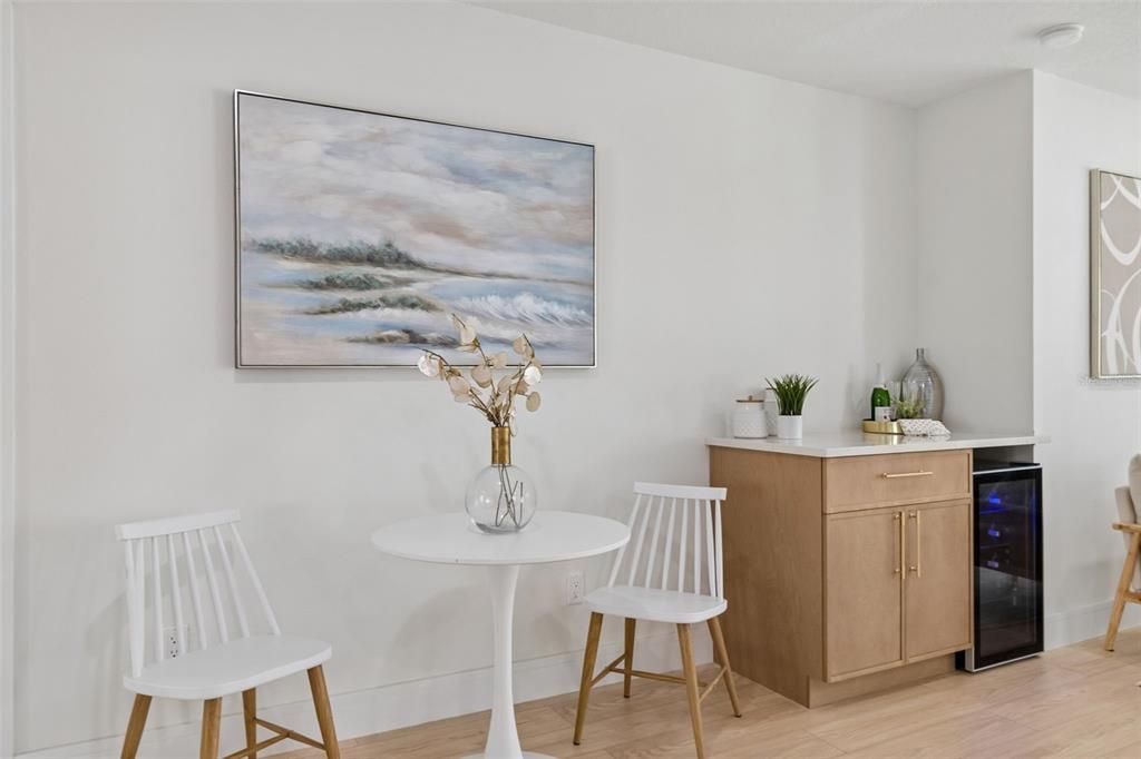 En Venta: $598,000 (3 camas, 2 baños, 2014 Pies cuadrados)