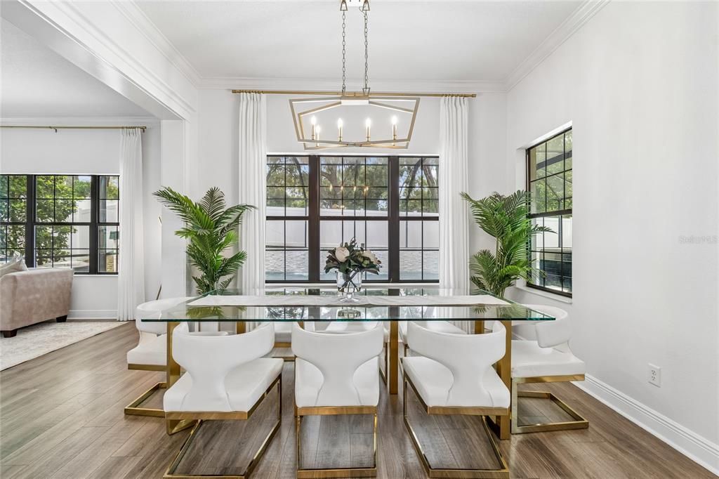 En Venta: $1,150,000 (5 camas, 5 baños, 4471 Pies cuadrados)