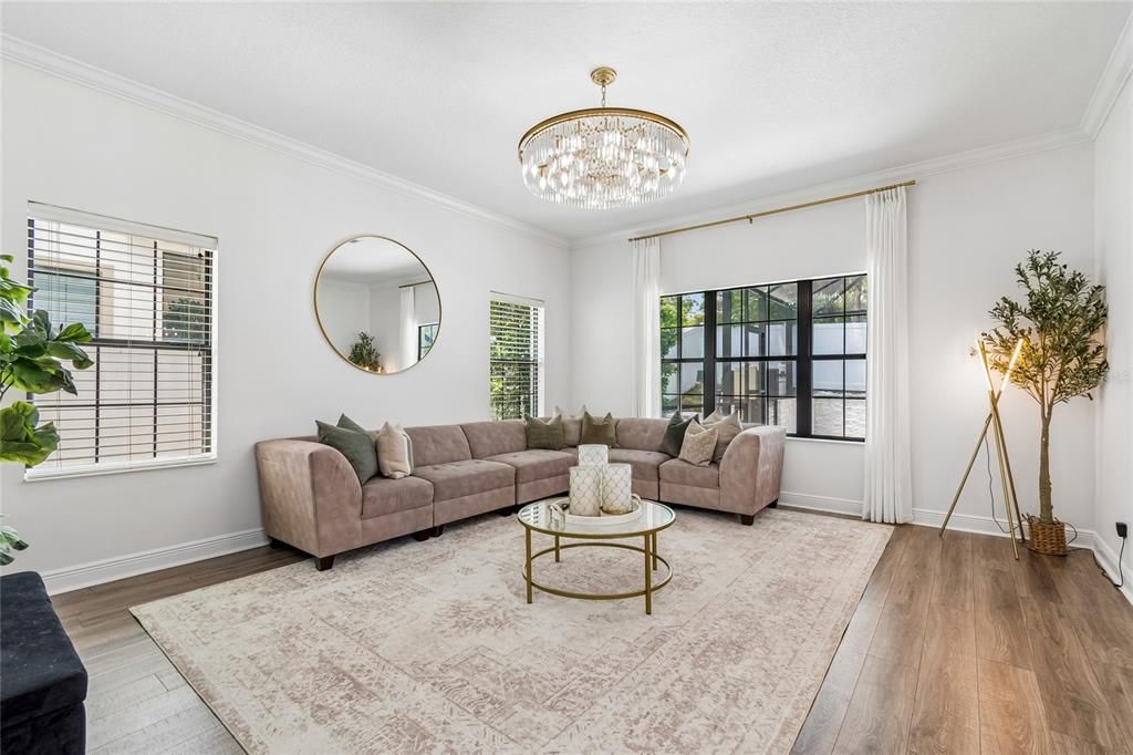 En Venta: $1,150,000 (5 camas, 5 baños, 4471 Pies cuadrados)