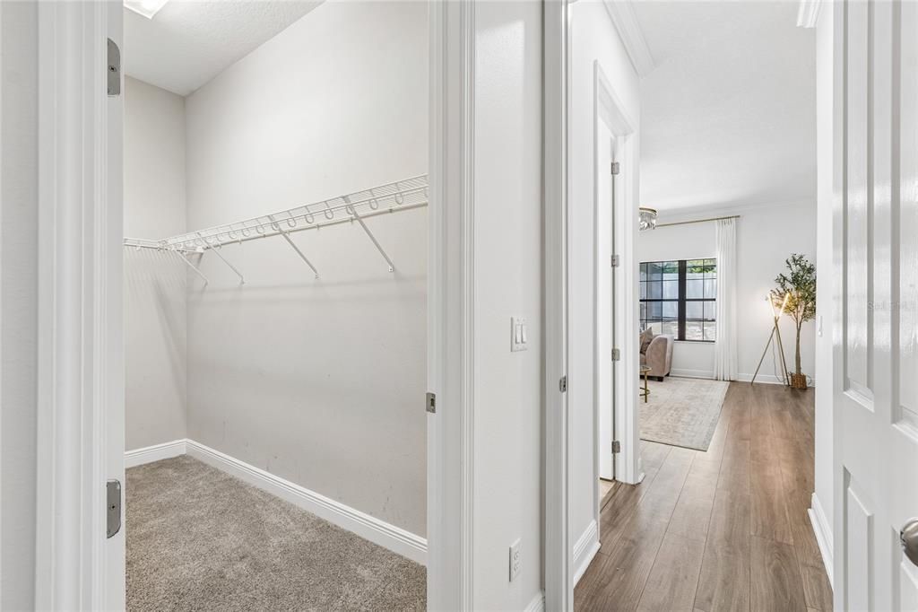 En Venta: $1,150,000 (5 camas, 5 baños, 4471 Pies cuadrados)