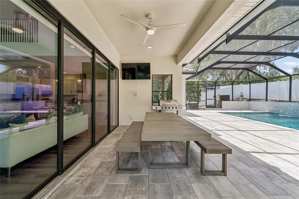 En Venta: $1,150,000 (5 camas, 5 baños, 4471 Pies cuadrados)