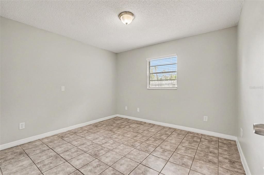 En Venta: $249,900 (3 camas, 2 baños, 1048 Pies cuadrados)