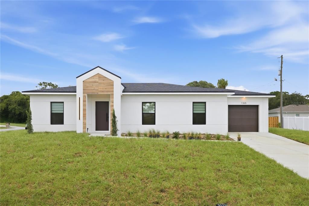 Recently Sold: $307,900 (3 beds, 2 baths, 1260 Square Feet)