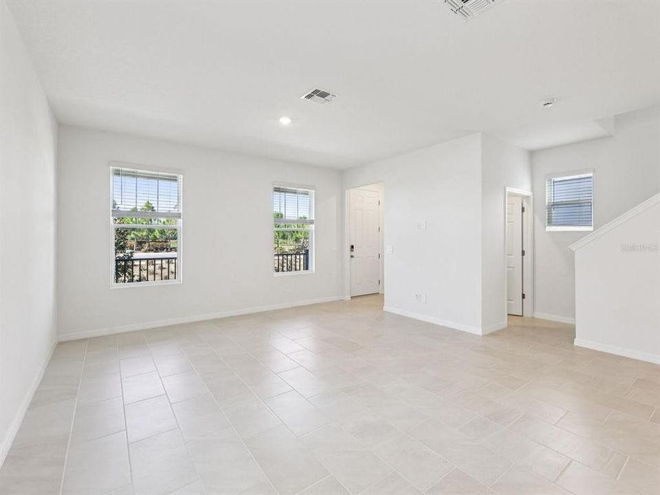 For Sale: $375,000 (3 beds, 2 baths, 1788 Square Feet)