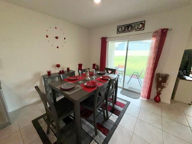 For Rent: $2,695 (4 beds, 2 baths, 1824 Square Feet)